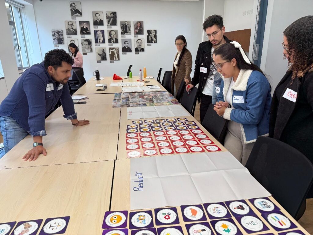 Equipo Innovación y creación estratégica en actividad Conecta+